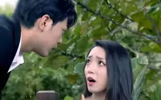 闪婚后老公是千亿总裁海报