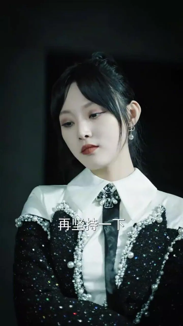 我和闺蜜反目成仇海报