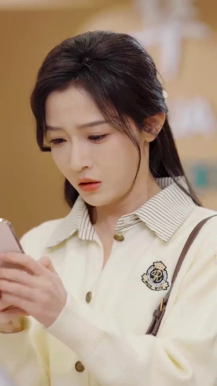 离婚后，陆总舔狗上身帮我提鞋海报